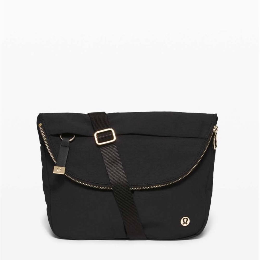 Lululemon All Night Festival Bag *5L Black / Gold